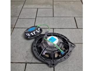 bontott BMW 3 E93 Bal hátsó Hangszóró