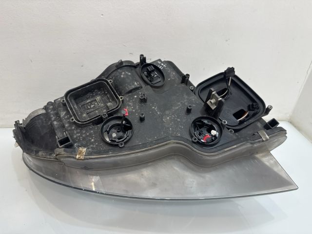 bontott BMW 3 E93 Bal Xenon Fényszóró