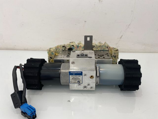 bontott BMW 3 E93 Cabrio Tetőmozgató Hidraulika Szivattyú