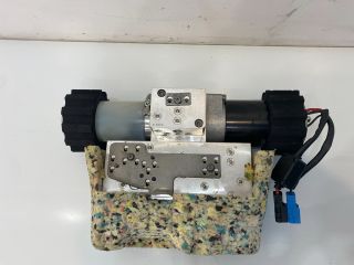 bontott BMW 3 E93 Cabrio Tetőmozgató Hidraulika Szivattyú