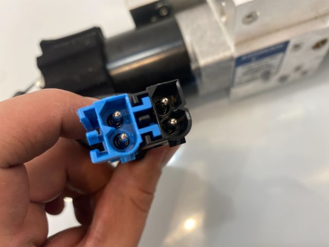 bontott BMW 3 E93 Cabrio Tetőmozgató Hidraulika Szivattyú