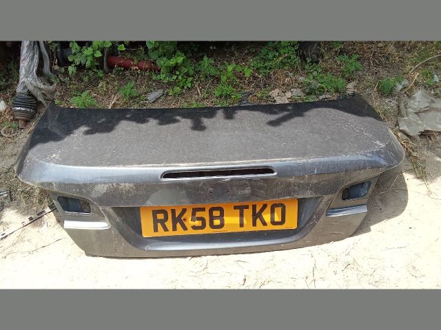 bontott BMW 3 E93 Csomagtérajtó (Részeivel)