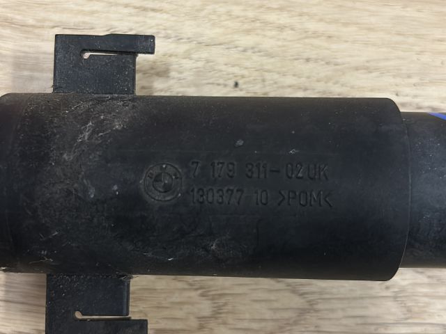 bontott BMW 3 E93 Fényszórómosó Fúvóka (Pozíciófüggetlen)