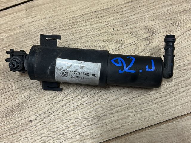 bontott BMW 3 E93 Fényszórómosó Fúvóka (Pozíciófüggetlen)