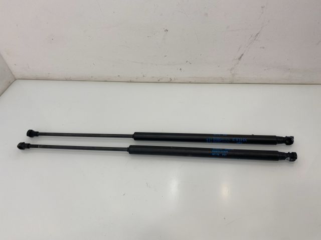 bontott BMW 3 E93 Gázrugós Kitámasztó Teleszkóp Pár Csomagtérajtó