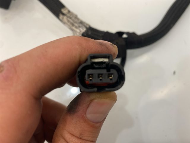 bontott BMW 3 E93 Izzító/Gyújtó Gyertya Kábel