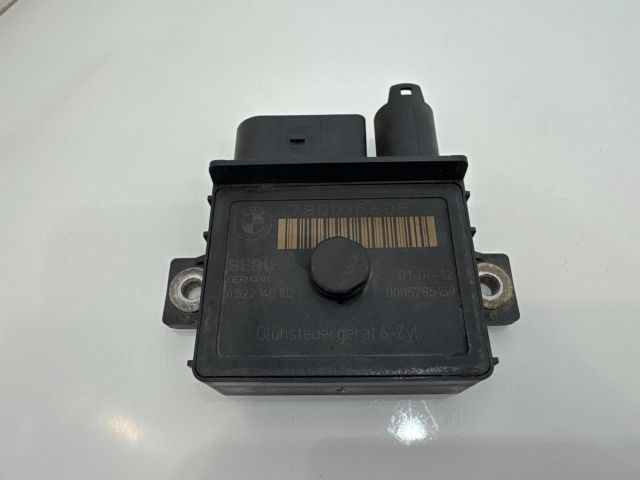 bontott BMW 3 E93 Izzító Relé