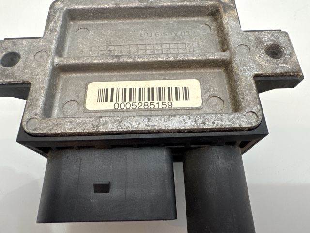 bontott BMW 3 E93 Izzító Relé