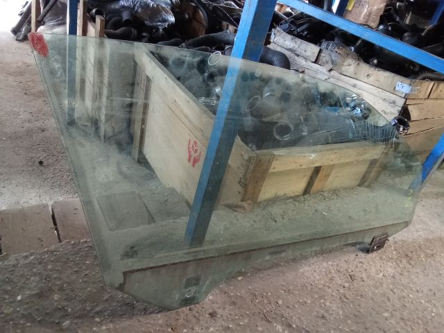 bontott BMW 3 E93 Jobb első Ablak