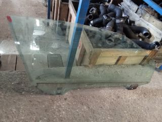 bontott BMW 3 E93 Jobb első Ablak