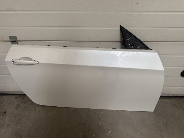 bontott BMW 3 E93 Jobb első Ajtó (Üres lemez)