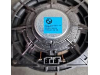 bontott BMW 3 E93 Jobb első Hangszóró