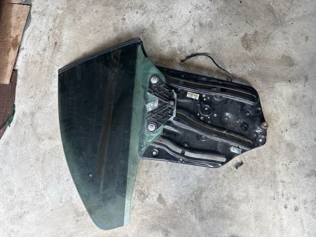 bontott BMW 3 E93 Jobb hátsó Ablakemelő Szerkezet (Elektromos)