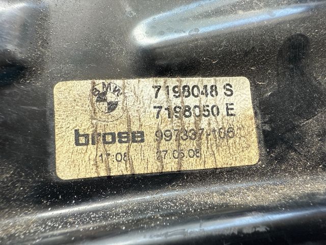 bontott BMW 3 E93 Jobb hátsó Ablakemelő Szerkezet (Elektromos)