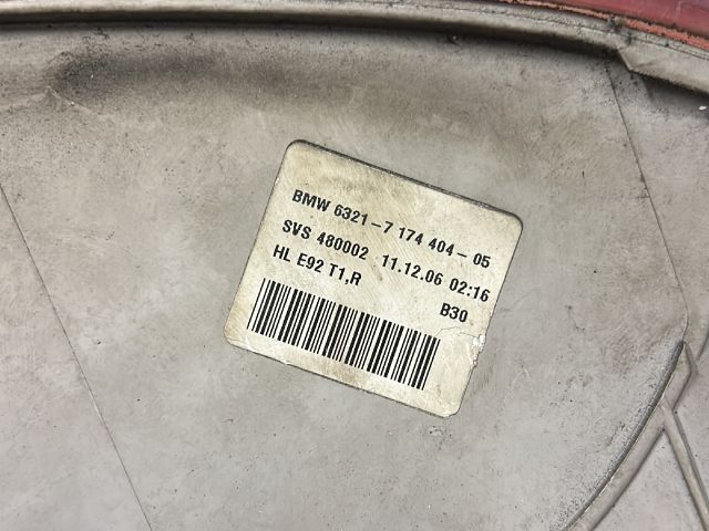 bontott BMW 3 E93 Jobb Külső Hátsó Lámpa