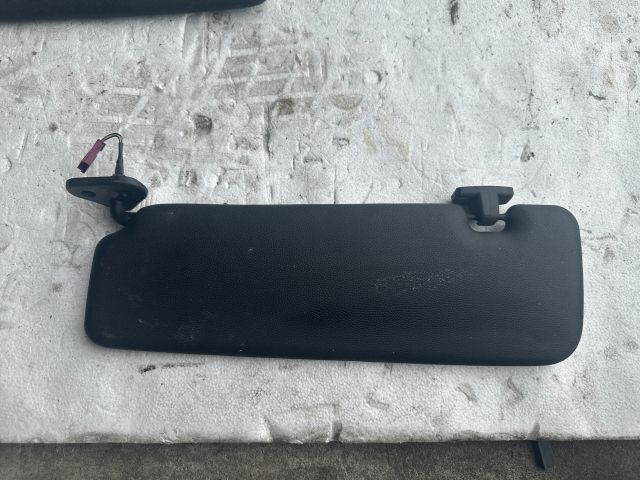 bontott BMW 3 E93 Jobb Napellenző