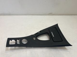 bontott BMW 3 E93 Középkonzol Keret