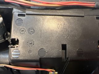 bontott BMW 3 E93 Középkonzol Keret