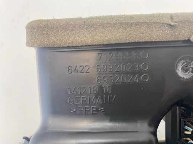 bontott BMW 3 E93 Középső Szellőző