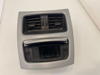 bontott BMW 3 E93 Középső Szellőző