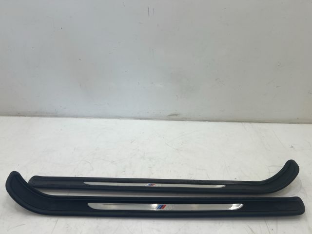 bontott BMW 3 E93 Küszöb Díszléc Szett