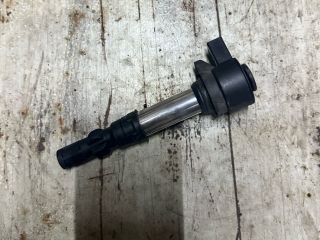 bontott BMW 3 E93 Gyújtótrafó