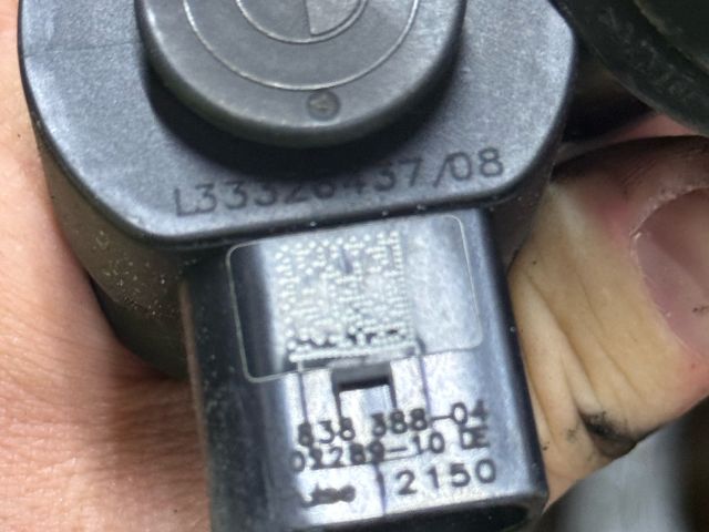 bontott BMW 3 E93 Gyújtótrafó