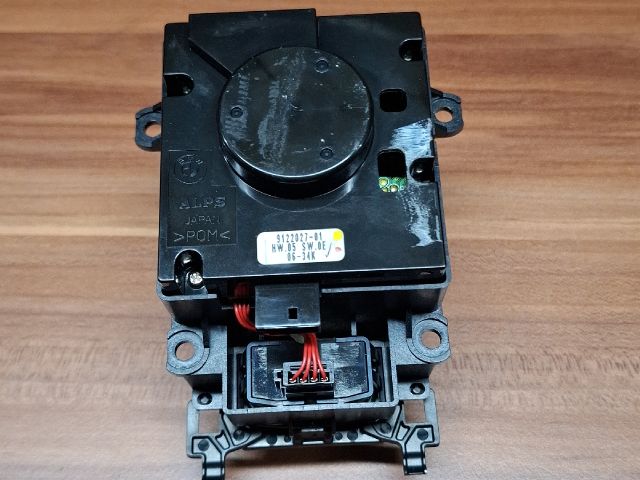 bontott BMW 3 E93 Média Kapcsoló