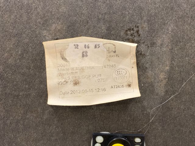 bontott BMW 3 E93 Tetőkárpit