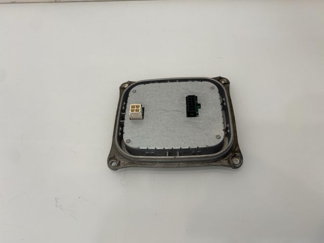 bontott BMW 3 E93 Xenon Trafó