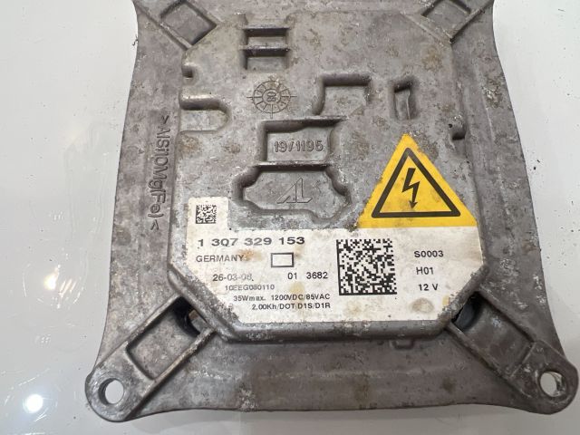 bontott BMW 3 E93 Xenon Trafó