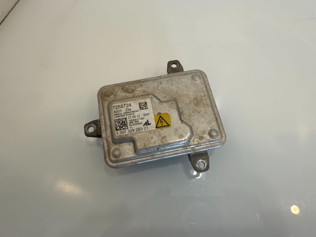 bontott BMW 3 E93 Xenon Trafó