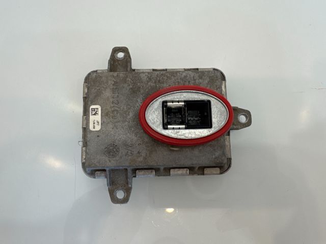 bontott BMW 3 E93 Xenon Trafó