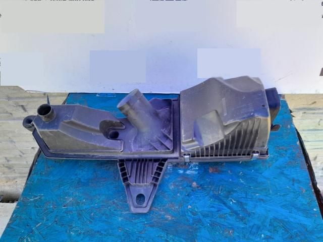 bontott BMW 3 F30-F35 Légszűrő Ház