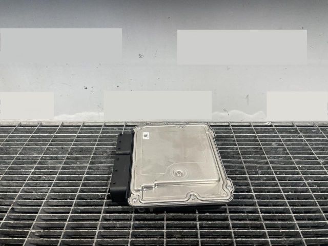 bontott BMW 3 F30-F35 Motorvezérlő