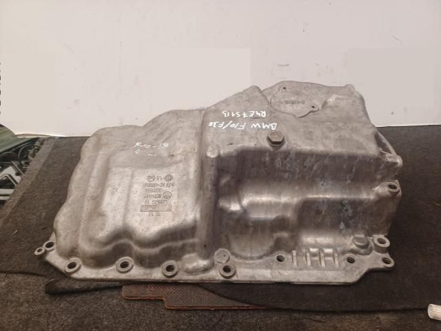 bontott BMW 3 F30-F35 Olajteknő