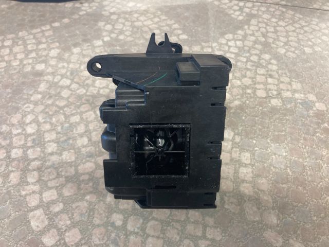 bontott BMW 3 F30-F35 Automata Váltókar