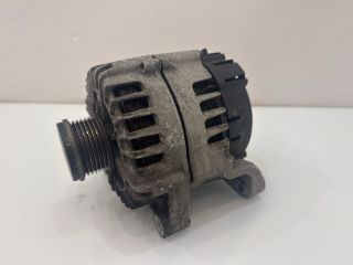 bontott BMW 3 F30-F35 Generátor