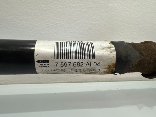 bontott BMW 3 F30-F35 Jobb hátsó Féltengely