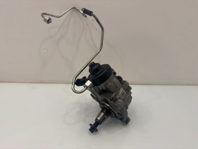 bontott BMW 3 F30-F35 Nagynyomású Szivattyú