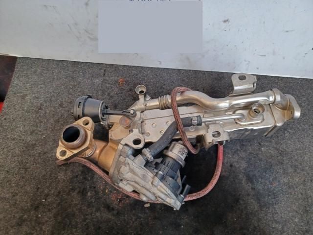 bontott BMW 3 F30-F35 EGR Hűtő