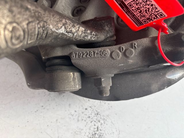 bontott BMW 3 F30-F35 Bal első Csonkállvány Kerékaggyal