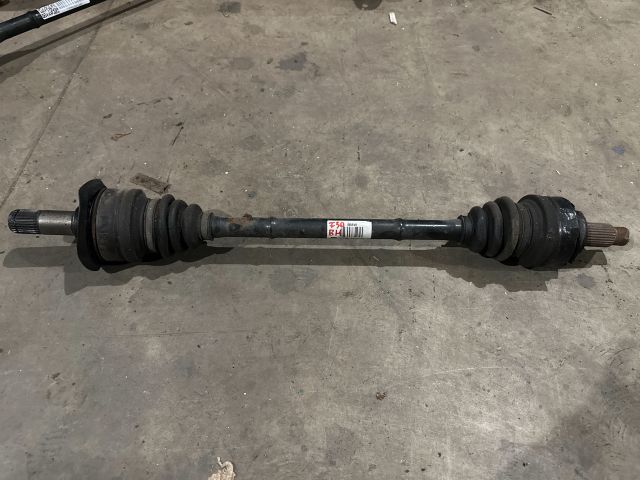 bontott BMW 3 F30-F35 Bal hátsó Féltengely