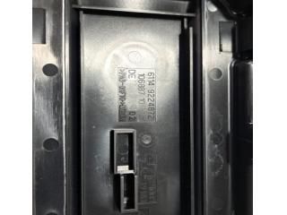 bontott BMW 3 F30-F35 Biztosítéktábla Motortér