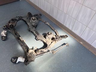 bontott BMW 3 F30-F35 Első Bölcső