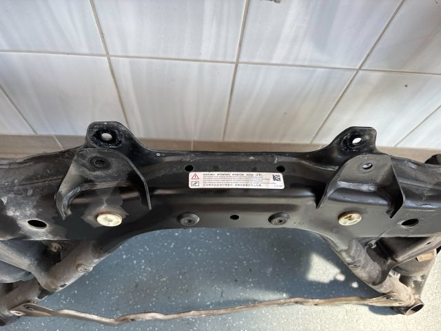 bontott BMW 3 F30-F35 Első Bölcső