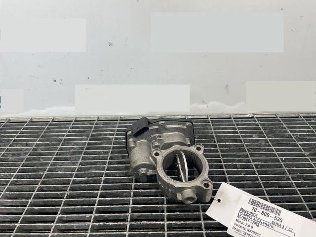 bontott BMW 3 F30-F35 Fojtószelep (Elektromos)