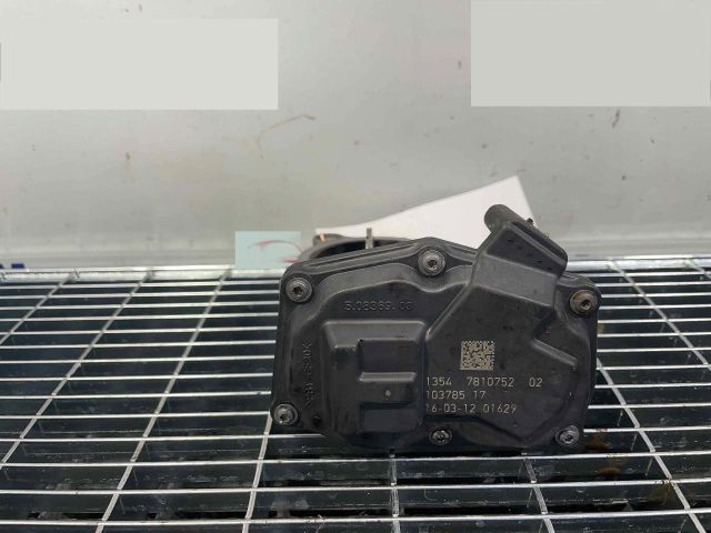 bontott BMW 3 F30-F35 Fojtószelep (Elektromos)