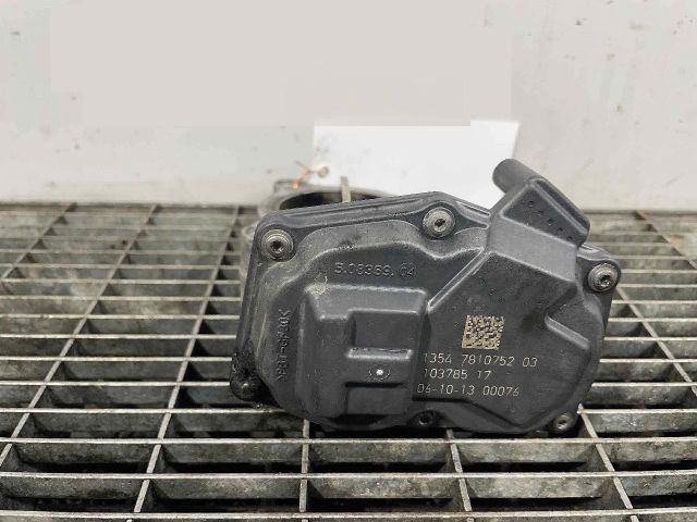 bontott BMW 3 F30-F35 Fojtószelep (Elektromos)