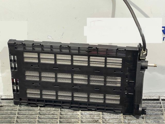 bontott BMW 3 F30-F35 Fűtőradiátor